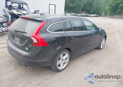 2015 Volvo V60 T5 Premier from USA, damaged, VIN YV1612SB7F1208813